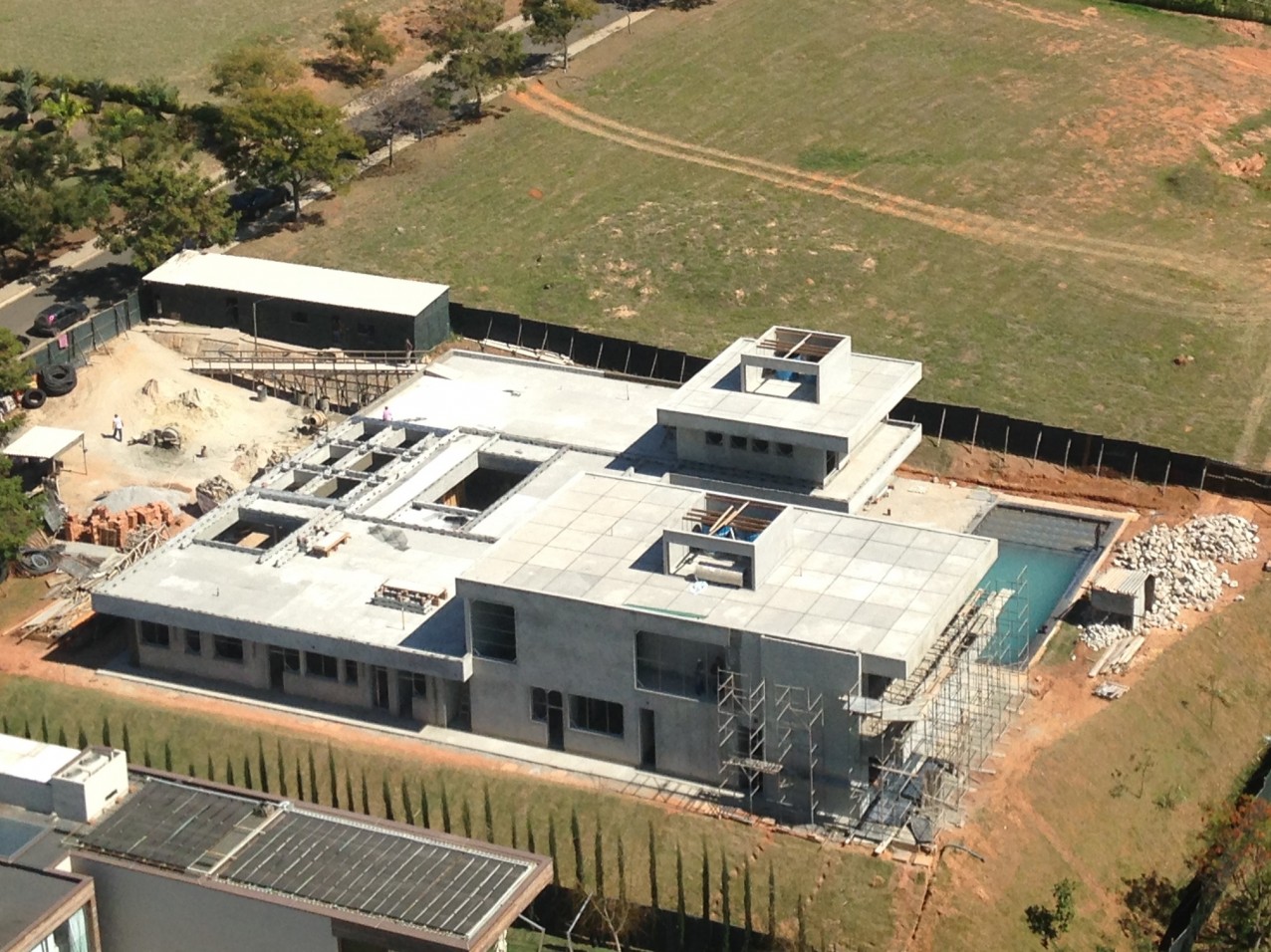 Obra residencial Fazenda da Grama 2