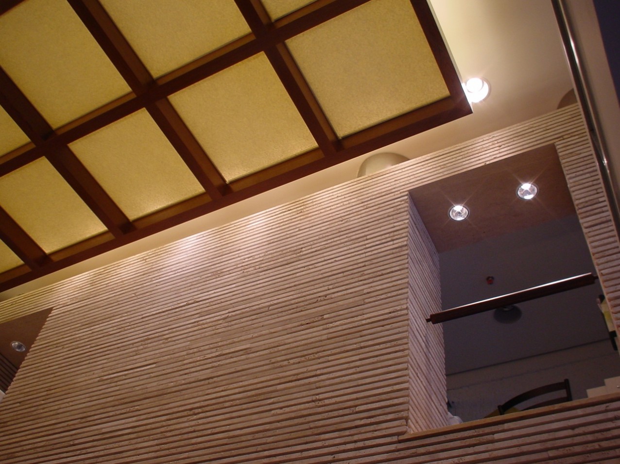 Obra comercial pedaco por pedaco - Iluminacao