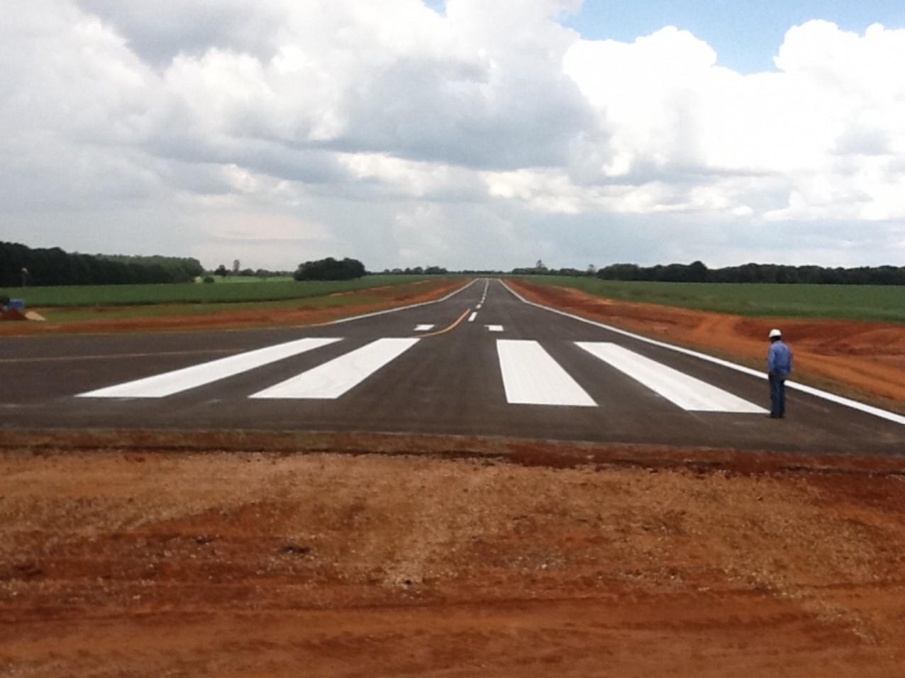 Obra especial - Aerodromo Particular - Pista de pouso