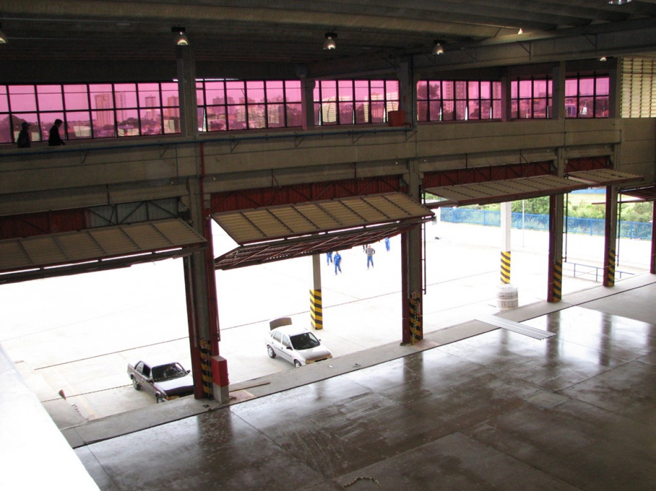 Obra industrial Alestis Aerospace - Fabrica de montagem